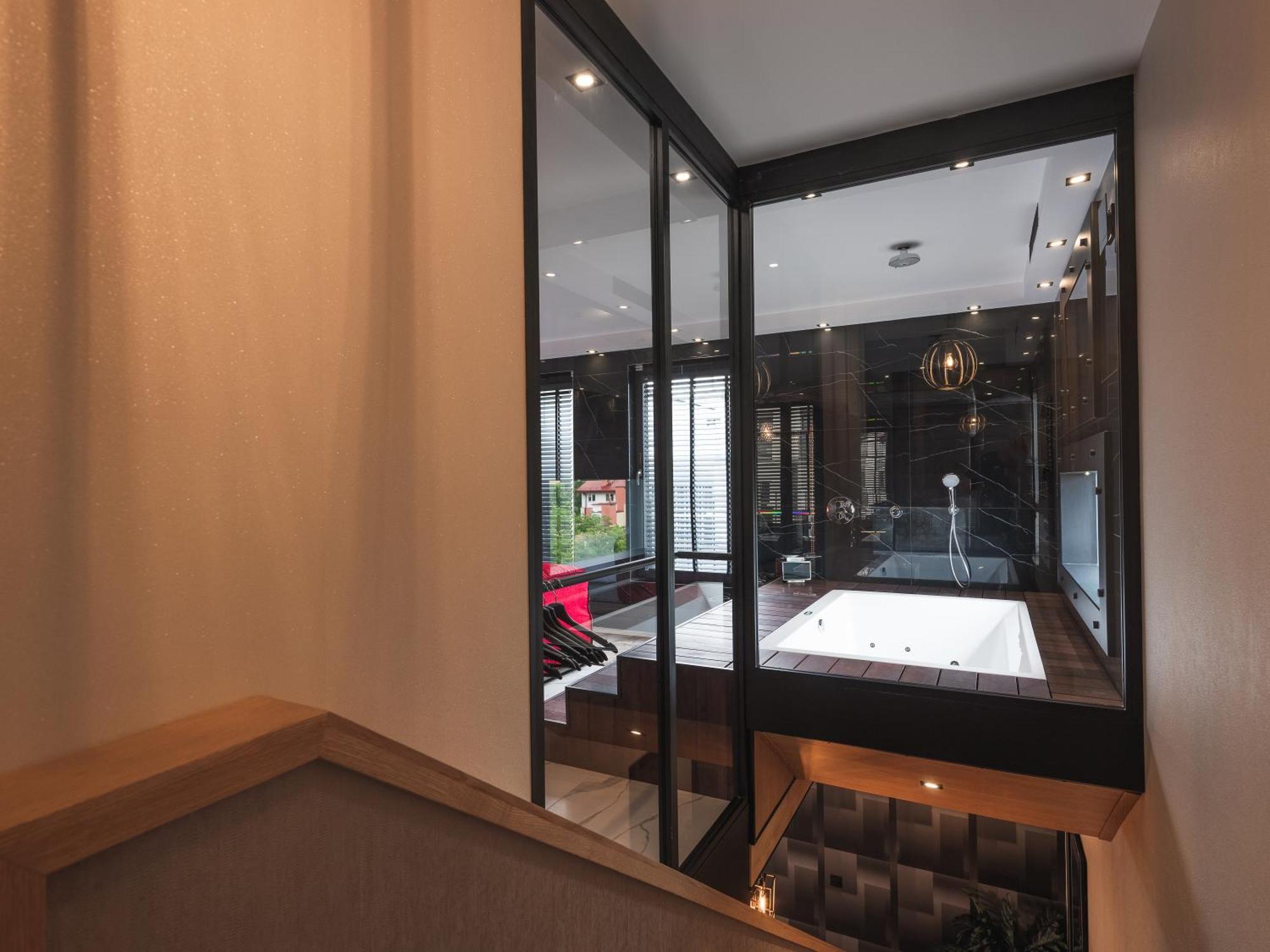 Art Penthouse With Jacuzzi - Krakow Center Leilighet Rom bilde